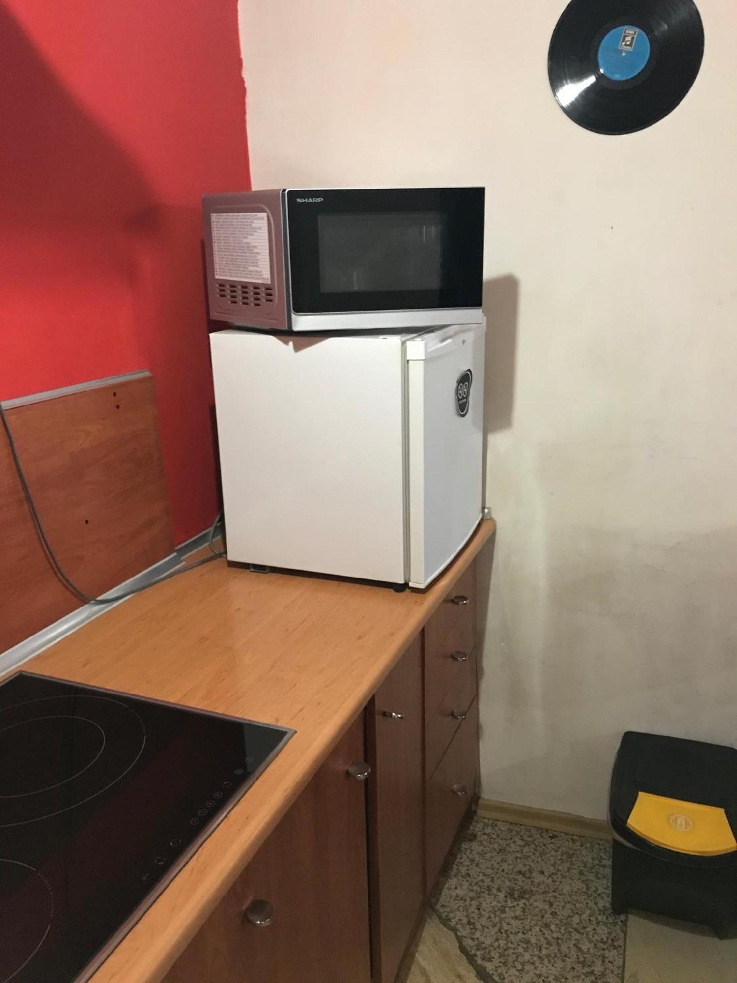 우치 Studio Red And White 아파트 외부 사진